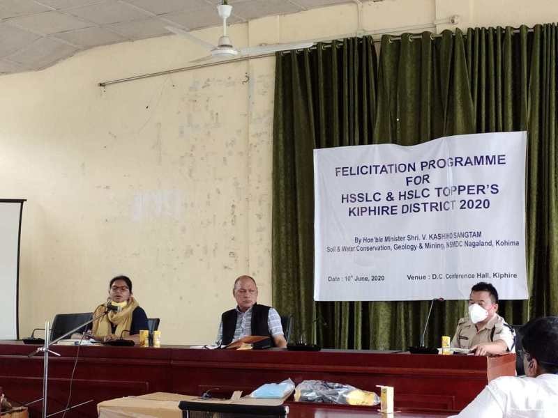 V Kashiho Sangtam, Minister for Soil & Water Conservation, Geology & Mining, NSMDC chairing the DPDB meeting at DC's Conference hall in Kiphire Town. (Morung photo)